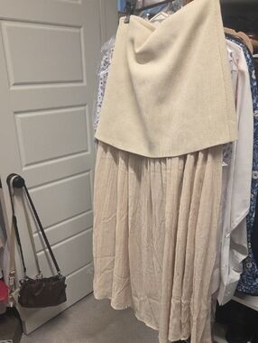 Zara Cream A-Line Skirt